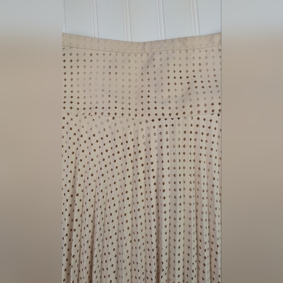 J. Crew Cream Laser Cut Skater Skirt 6 - Picture 4 of 8